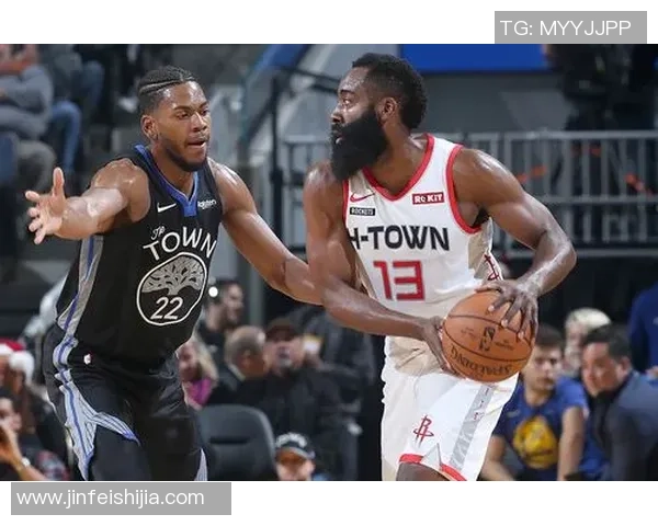 2021年勇士与国王精彩对决录像回放全程回顾与精彩瞬间分析