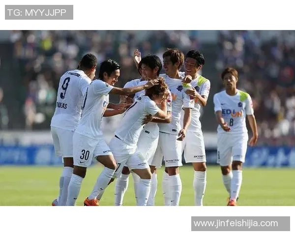 仙台维权与名古屋争夺战激烈上演球迷热情高涨期待精彩对决 仙台维权与名古屋争夺战激烈上演球迷热情高涨期待精彩对决