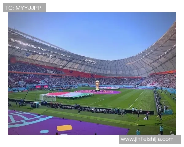 卡塔尔与吉尔吉斯激战正酣足球盛宴引发球迷热情高涨 卡塔尔与吉尔吉斯激战正酣足球盛宴引发球迷热情高涨