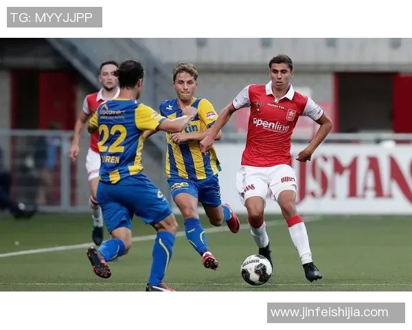 阿尔青年与坎布尔激战正酣谁能在这场对决中笑到最后